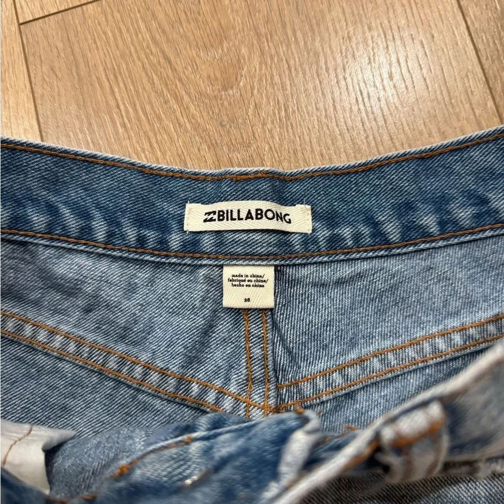 Billabong denim shorts - Picture 2 of 3